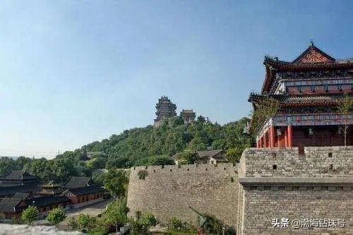 南京有哪些好玩的景点?住宿有哪些建议?