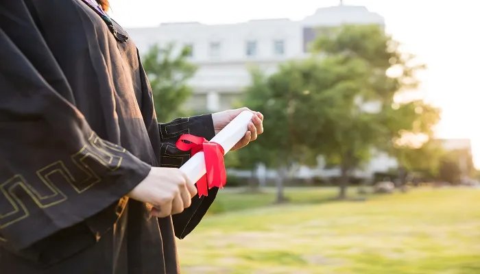 学士服颜色分类是什么 学士服颜色分类的区别