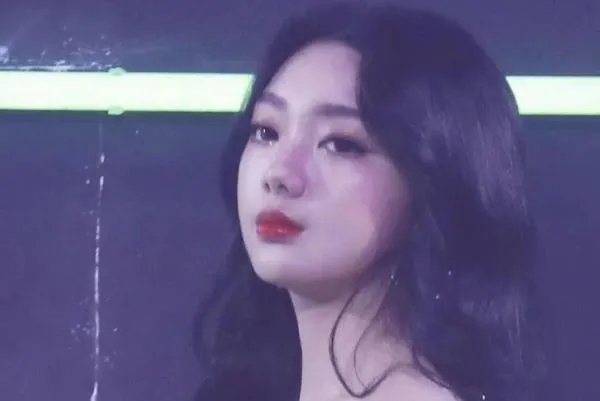 李紫婷为什么会中文?