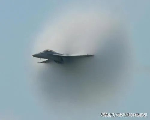 音爆云是怎样形成的?