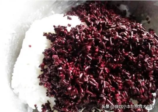 红曲酒应该怎么泡呢？