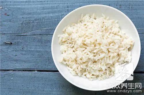 微波炉蒸米饭的正确做法是什么？