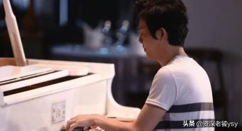 钢琴入门教程?