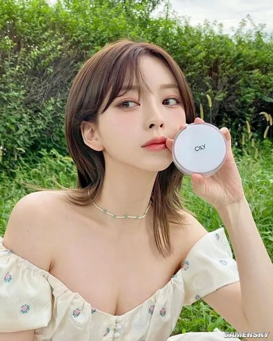 完美身材娇小脸蛋 韩国理想型女友姜泰莉