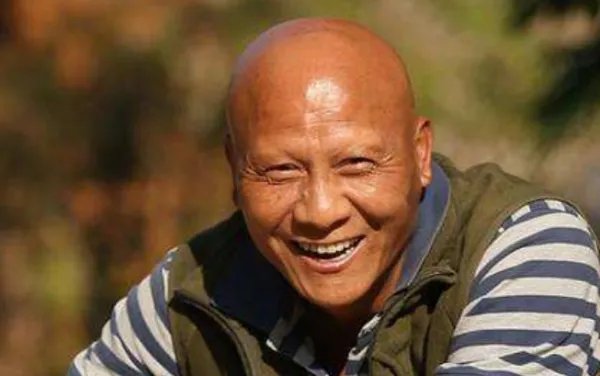 计春华和杜玉明是一种什么样的关系?
