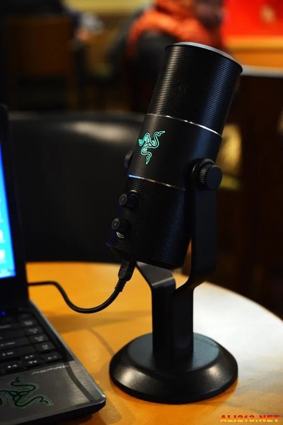 是谁抢走了我的麦克风!Razer魔音海妖麦克风评测