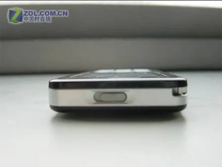 比拼L7 UTStarcom密谋轻薄直板UT1200