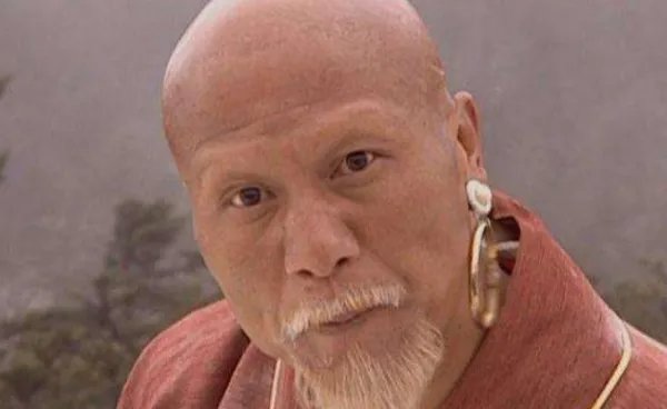 计春华和杜玉明是一种什么样的关系?