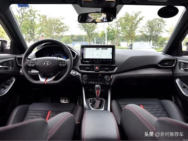 除了思域,运动轿车里面还有没有其他车可以选嘛?