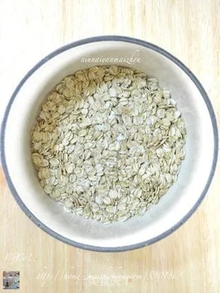 牛奶燕麦粥