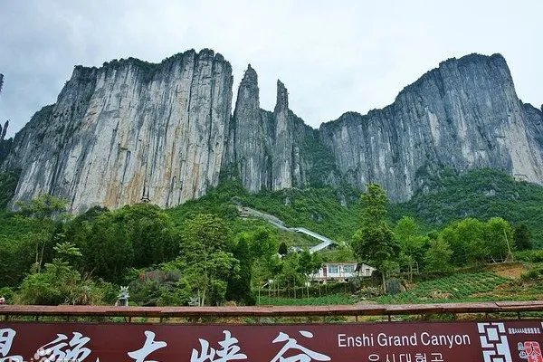 湖北有什么好玩的旅游景点推荐?