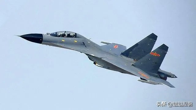 歼11与歼16有什么区别?