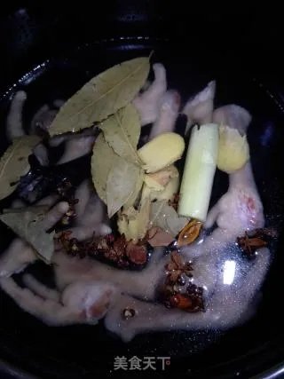 泡椒鸡爪