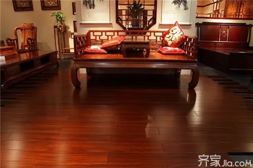 圆盘豆实木地板的优缺点 选购时三大注意事项