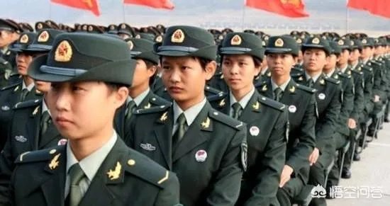 大学生当女兵好吗